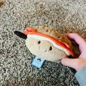 AUTHENTIC Jellycat Amuseables Bagel BNWT